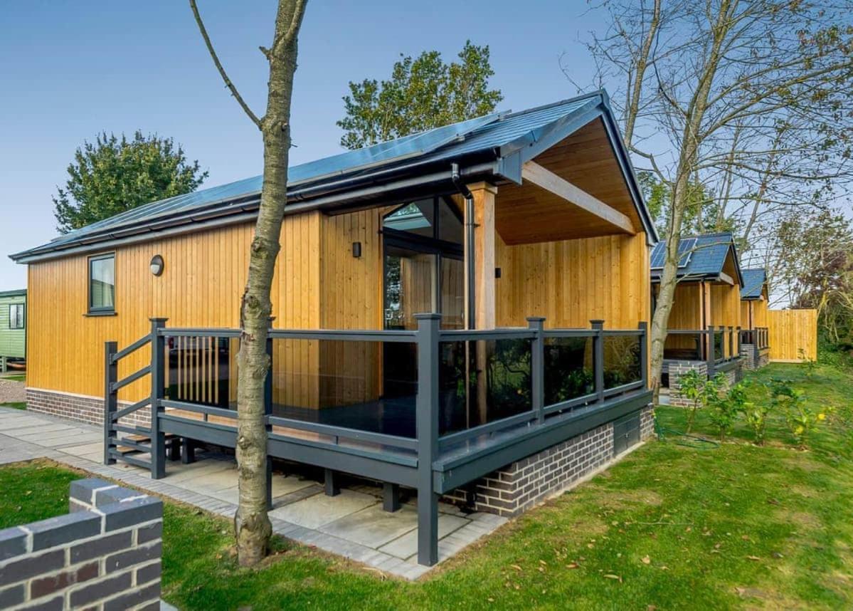 Herons Mead Lodges Orby Exterior photo